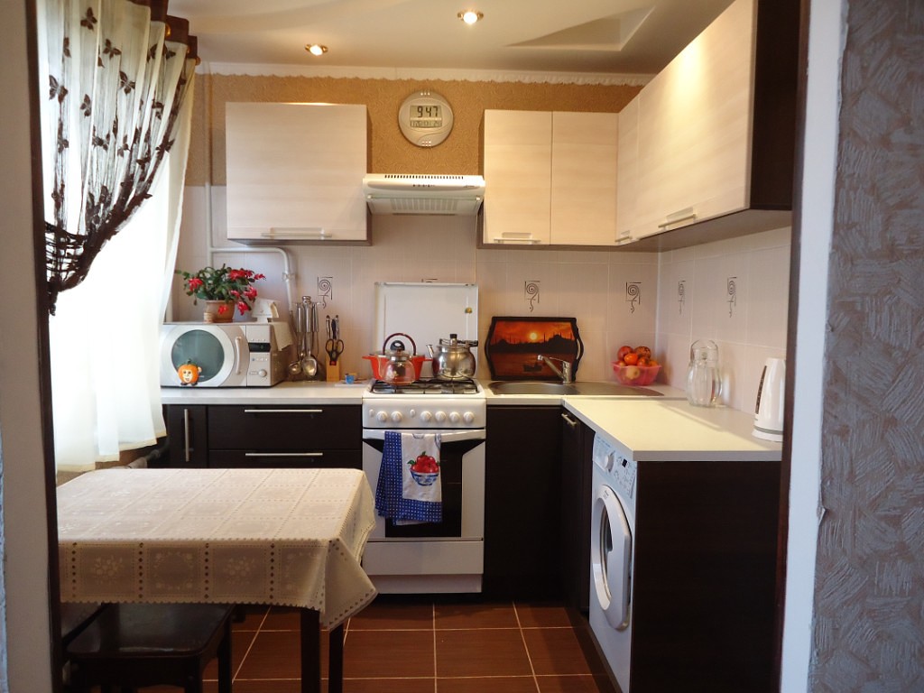Дизайн маленькой кухни 6 кв. метров: примеры оптимальной планировки с фото