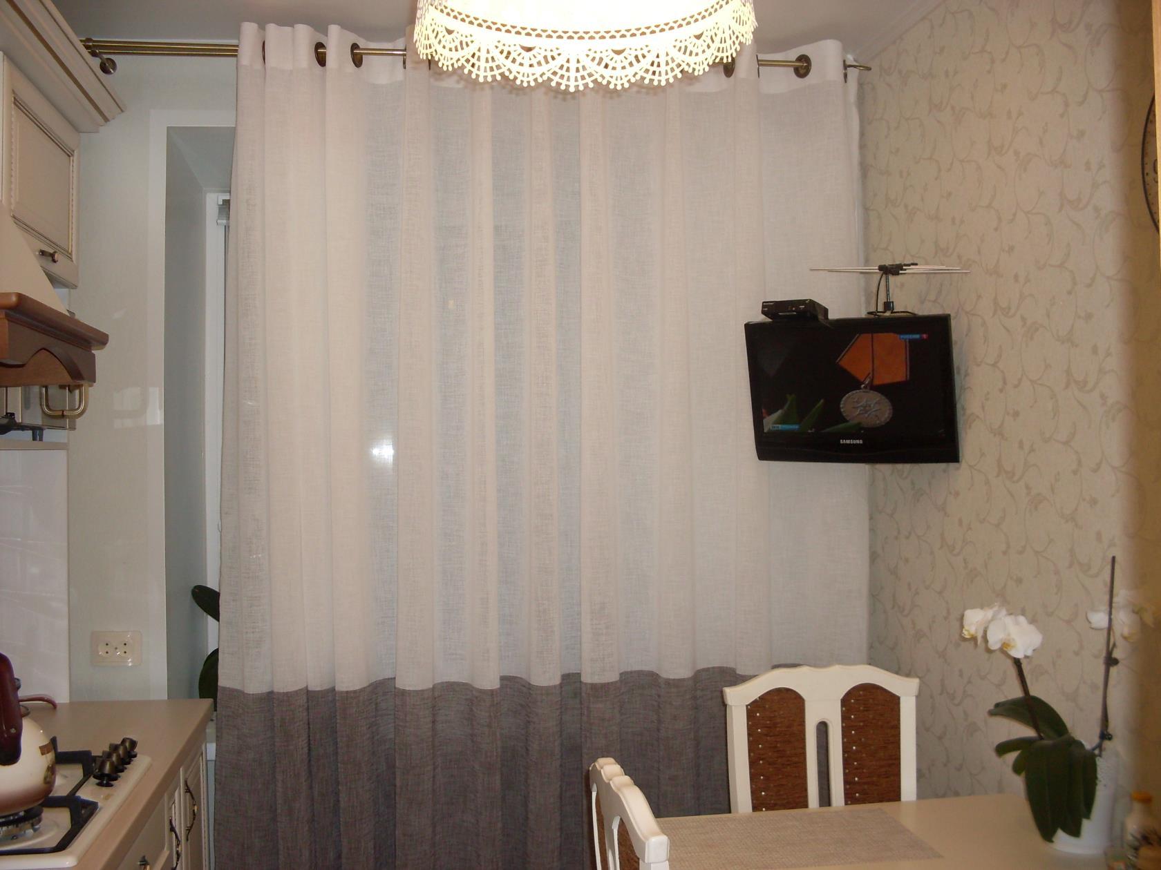Фото штор на кухню длинные